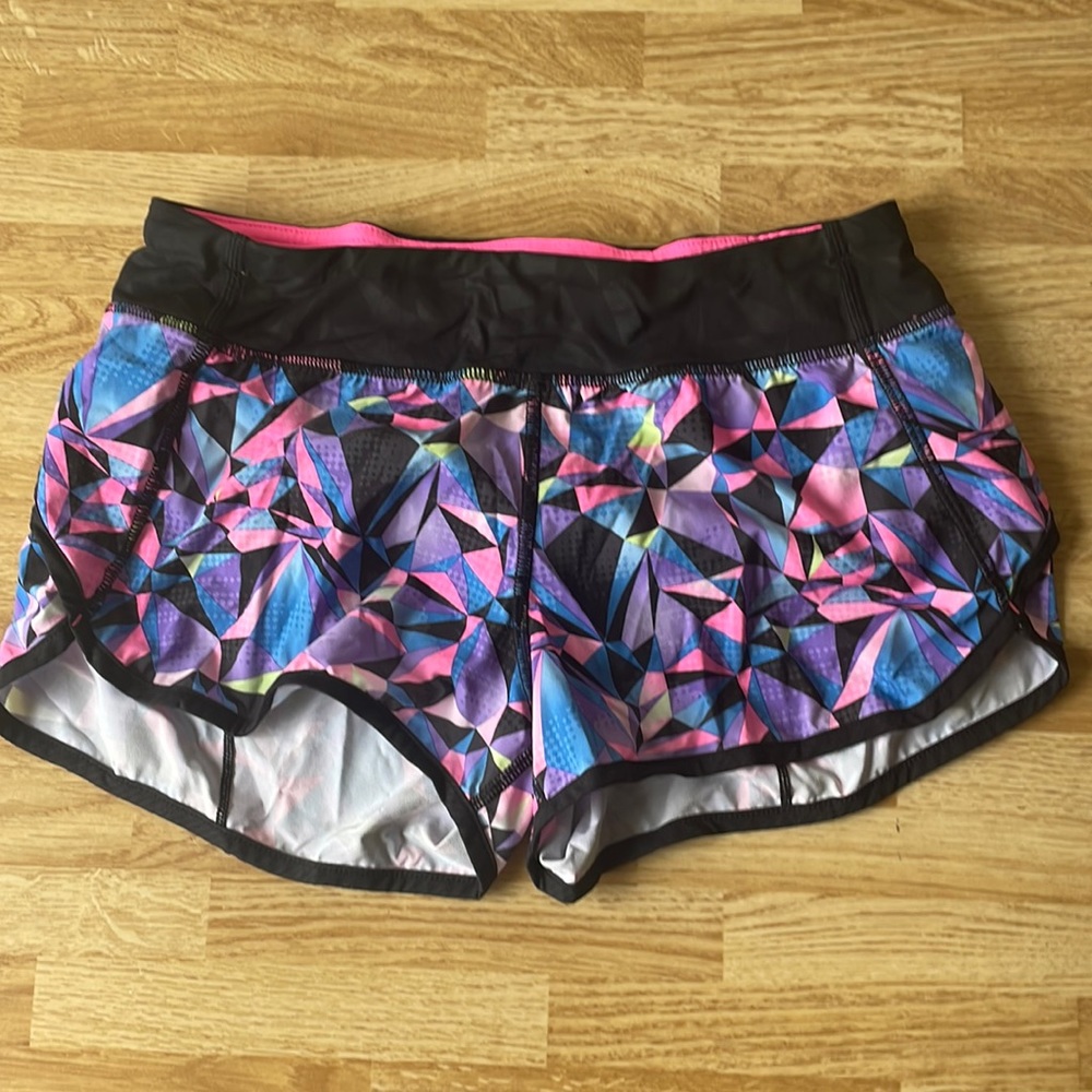 Ivivva girls speedy shorts size 14, like new EUC